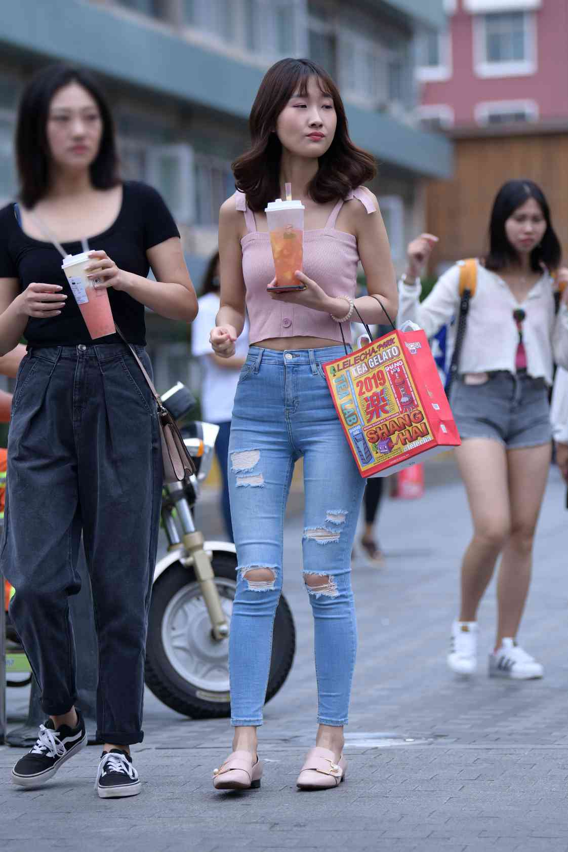 图片[2]-【免费】紧身牛仔裤女生【18P】04014-图好看