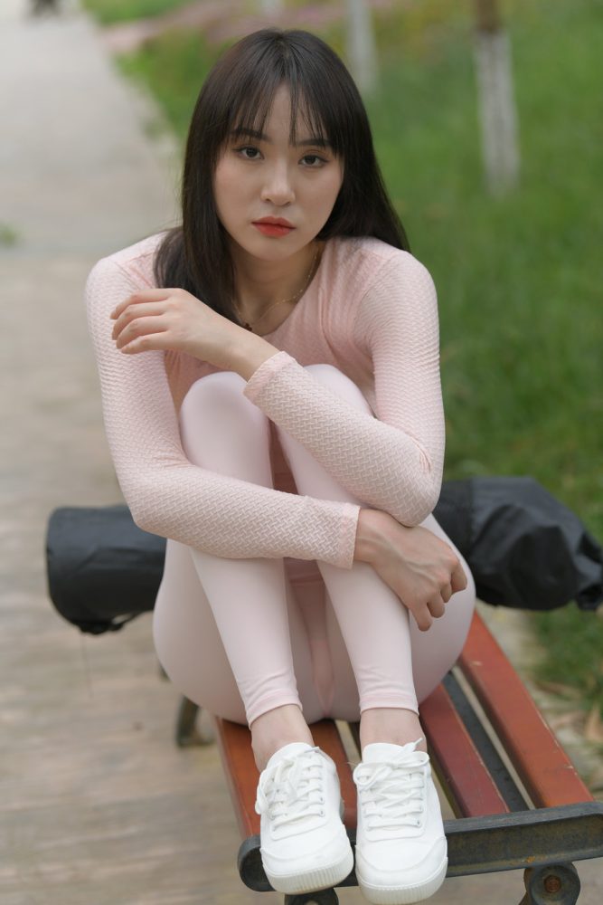 图片[1]-粉粉的瑜伽裤女孩太可爱了 J2090 854P1V-30.4GB-图好看