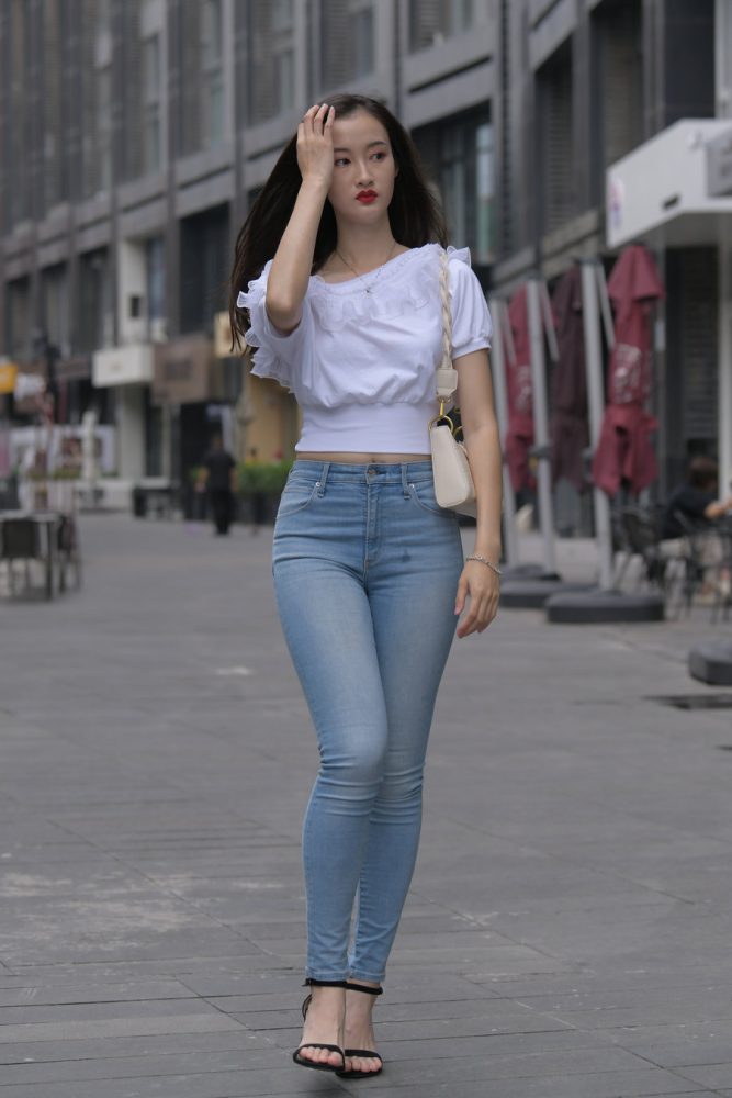 图片[1]-紧身牛仔裤女孩J2177 370P2V-19.4GB-图好看