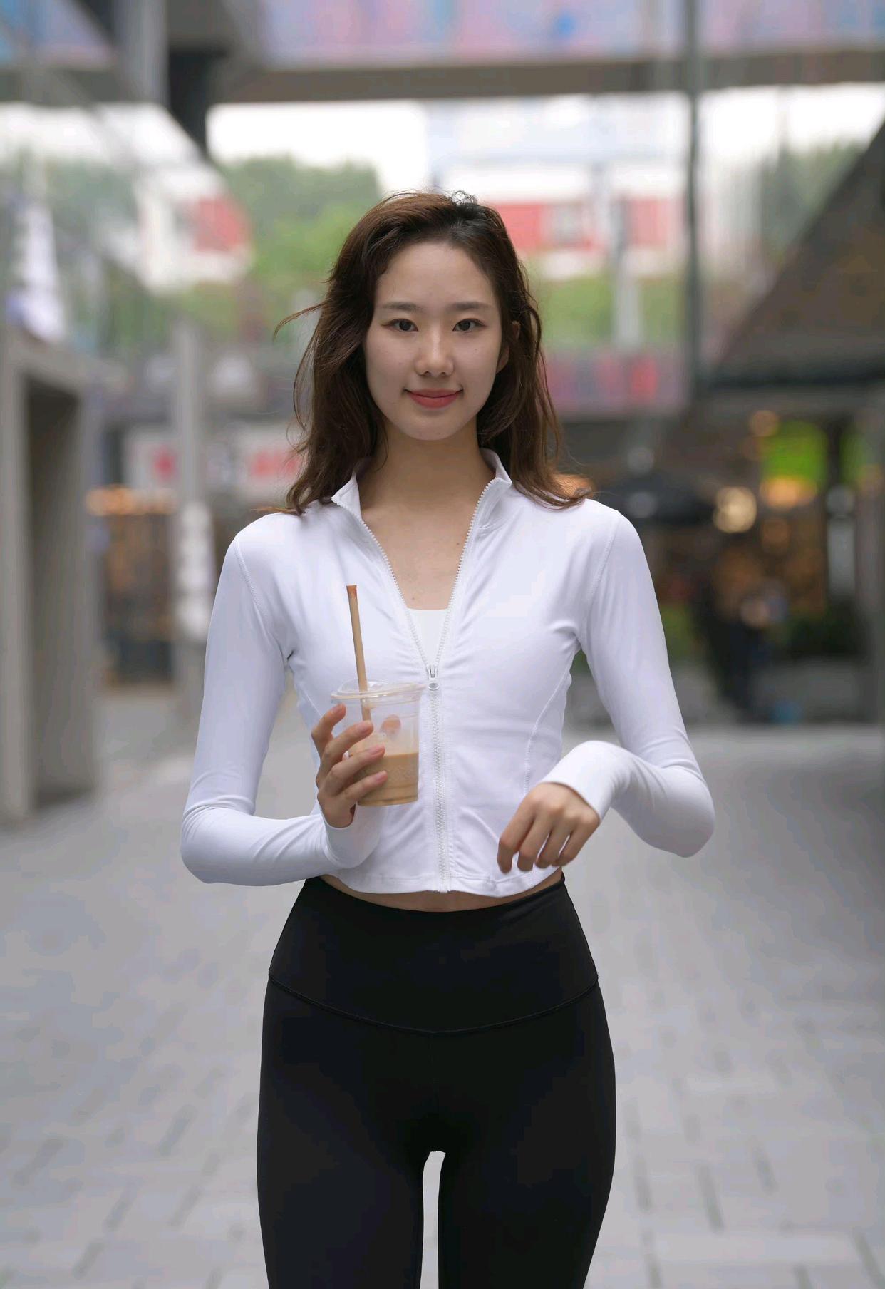 图片[2]-像刘亦菲的黑色瑜伽裤女孩J2237 340P1V-14.8GB-图好看