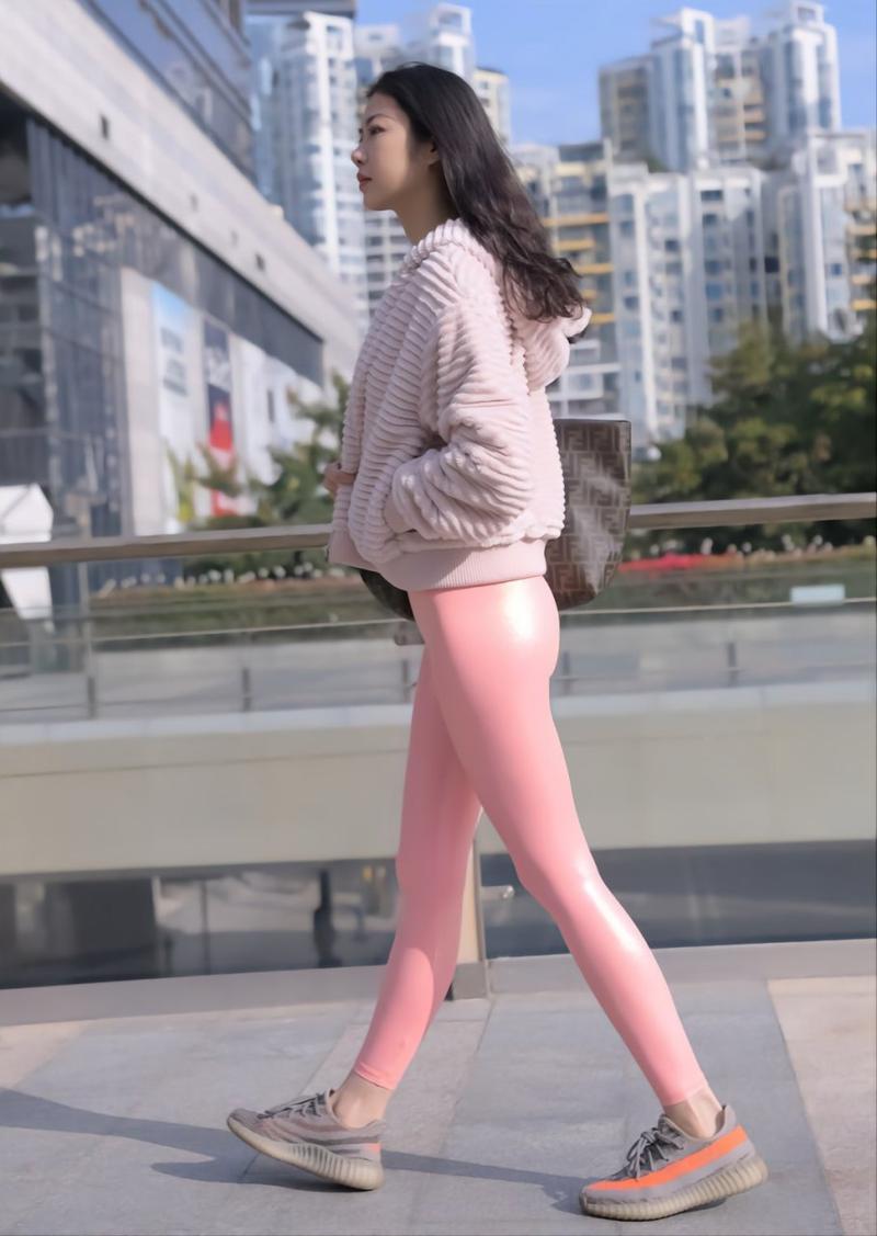 图片[2]-粉红色紧身裤的女孩 J1482 365P2V-18.1GB-图好看