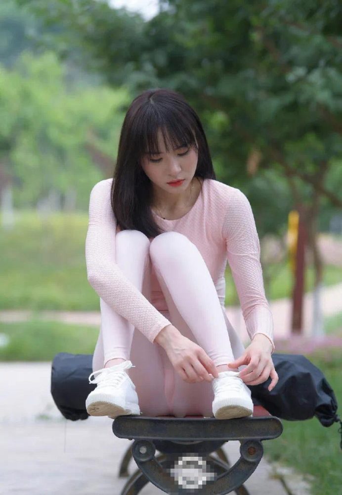 图片[4]-粉粉的瑜伽裤女孩太可爱了 J2090 854P1V-30.4GB-图好看