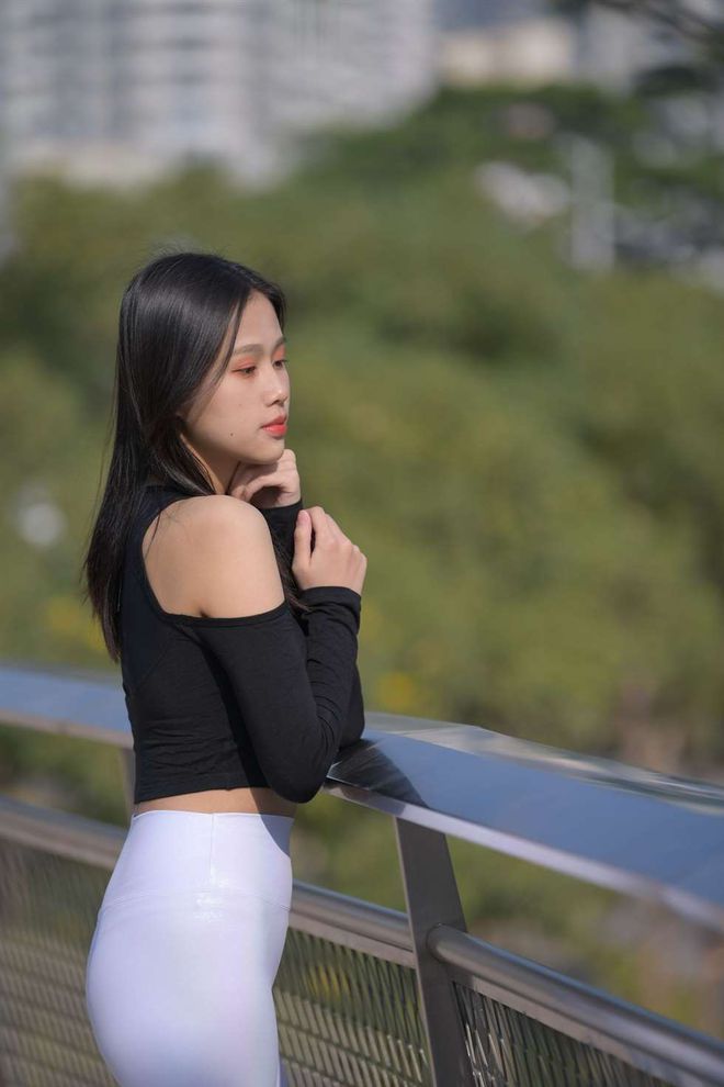 图片[4]-穿紧身白裤的端庄女孩 J1436 674P1V-22.2GB-图好看