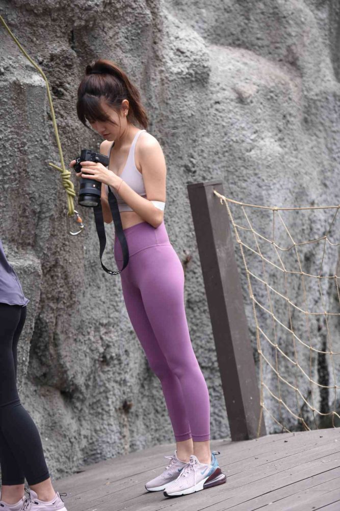 香芋色瑜伽裤高马尾女孩【111P】04039-图好看