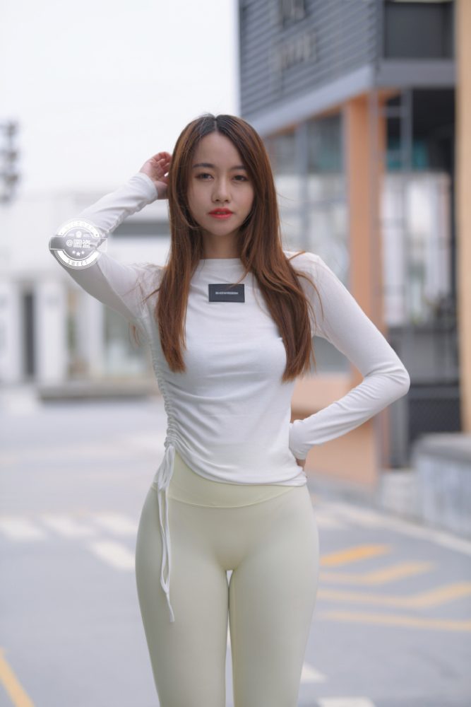 漂亮的白色瑜伽裤女孩 J1441 696P1V-21.4GB-图好看