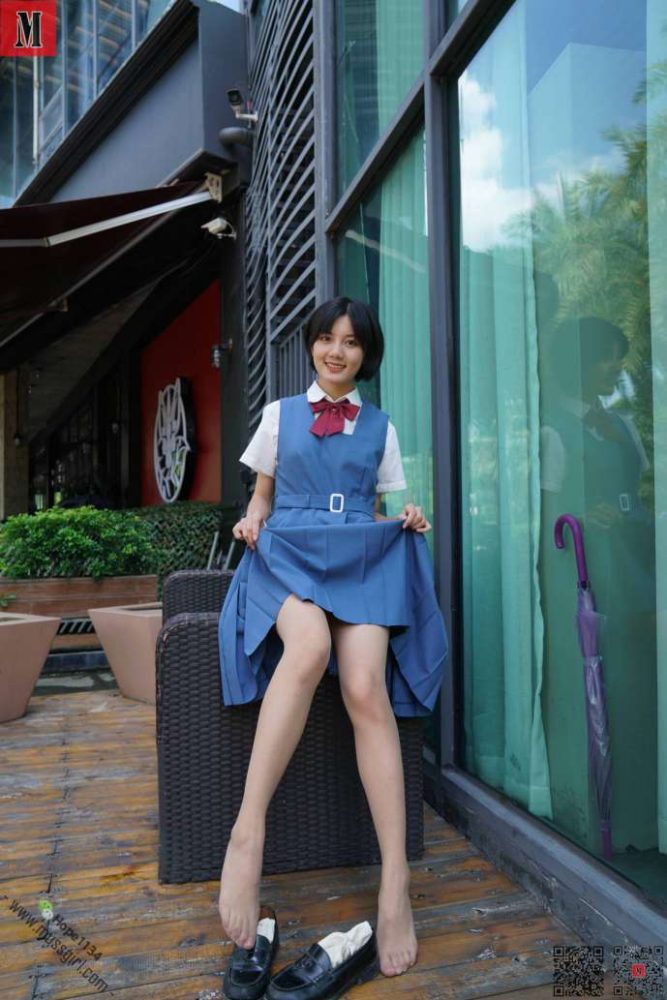 一副学生模样的短发姑娘【112P】20023-图好看