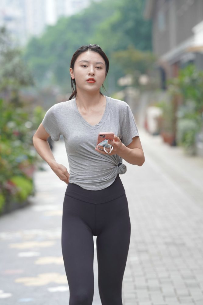 户外运动的瑜伽裤女孩J3008 845P2V-22.9GB-图好看