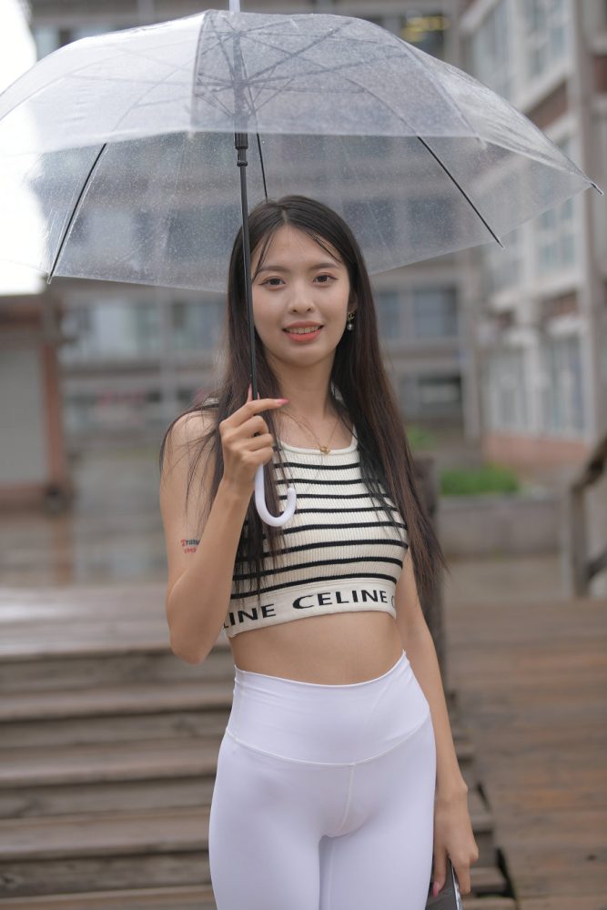 打伞的白色瑜伽裤女孩J2986 622P1V-22.06GB-图好看