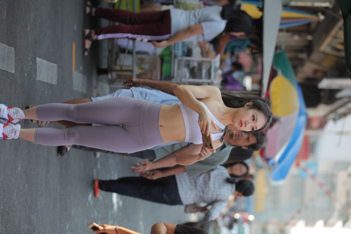 逛街的马尾辫瑜伽老师【556P】00016-图好看