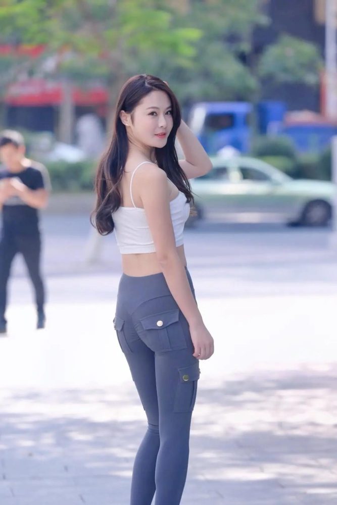 紧身牛仔裤小女人 J1746 562P-12.8GB-图好看